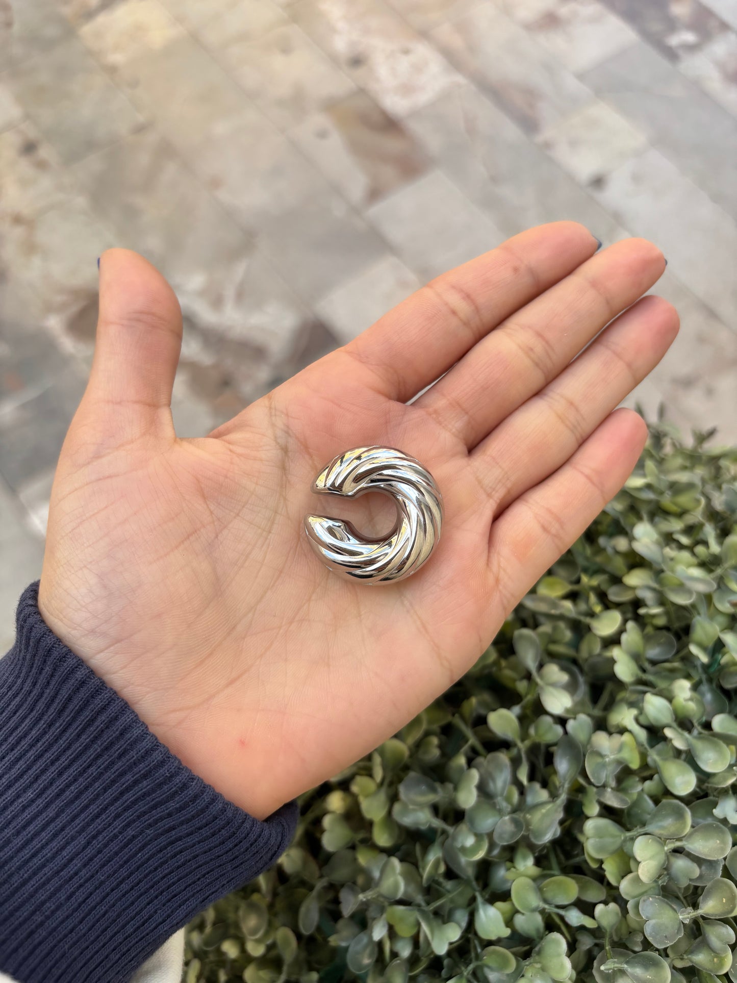 Ear Cuff Bombato Torchon